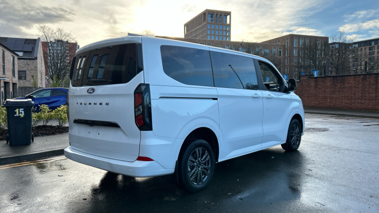 Ford Tourneo Custom 320 L1 Diesel Fwd 2.0 EcoBlue 136ps H1 Titanium 8 seater Auto